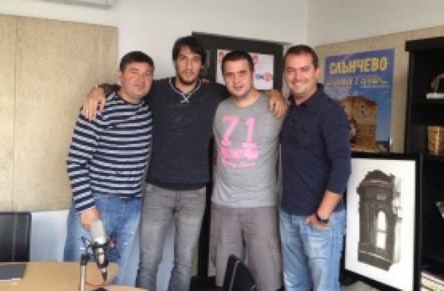 Ивелин Попов - защо напусна Левски като юноша, какво празнува днес, и октопода Любо Пенев