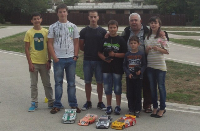 Най-малките автомоделисти ще карат в Сливница