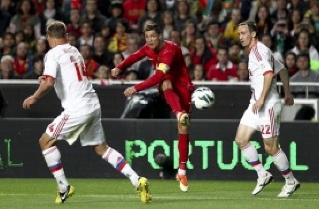 Португалия победи Русия и оглави група F