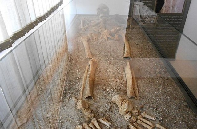 Показаха вампира, който бе открит при разкопки в Созопол