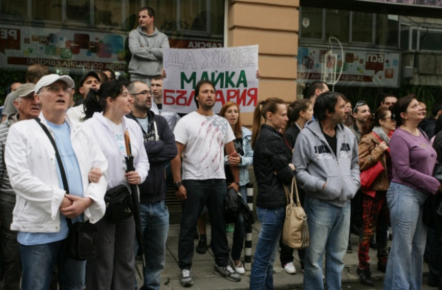 Протест и във Варна срещу кабинета „Орешарски”