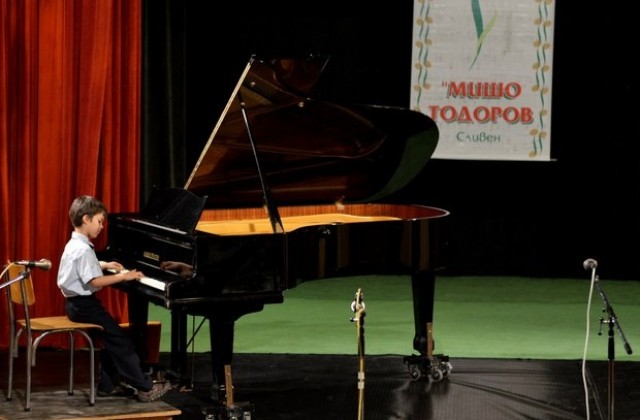 Детски музикален фестивал се проведе в Сливен