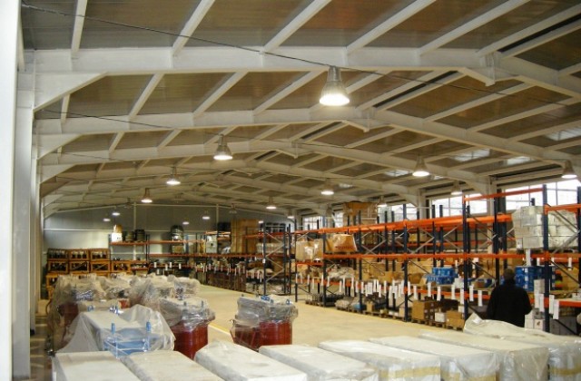 ЧЕЗ ще спира тока по селата, заради инвестиции