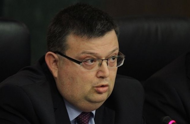 Депутатът от ДПС Петър Ангелов се отказва от имунитета си
