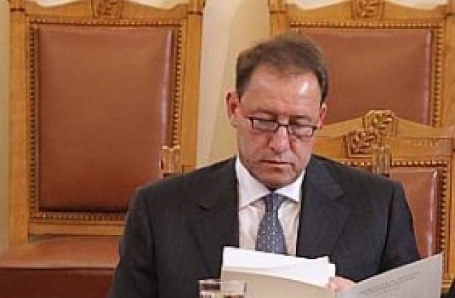 Министерството на отбраната с издръжка до критичния минимум