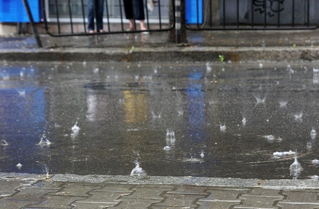 Гръмотевици и градушки в идните дни
