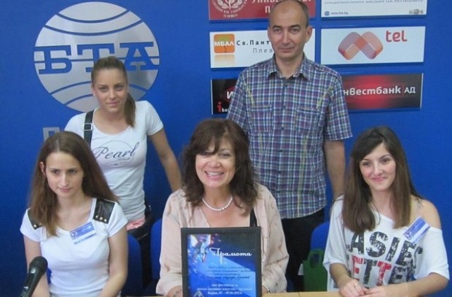 Ученици от СОУХр. Смирненски взеха Голямата награда на втория Арлекин