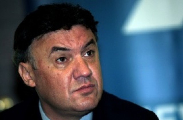 Боби Михайлов: В БФС няма никакви документи от ЦСКА и Литекс