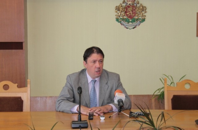 Болниците в Попово и Омуртаг няма да бъдат закривани