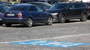 Намаляват санкционираните за неправилно паркиране шофьори в София