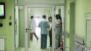 Над 800 лекари и 1000 медицински сестри практикуват в региона