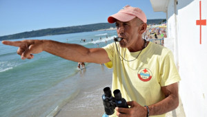 Спасиха първия удавник за сезона