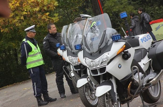 Протест в столицата срещу идеята трамвай да минава през Борисовата градина