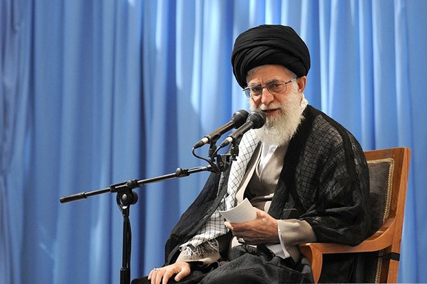 Хаменей след критиките на САЩ към изборите в Иран: Вървете по дяволите