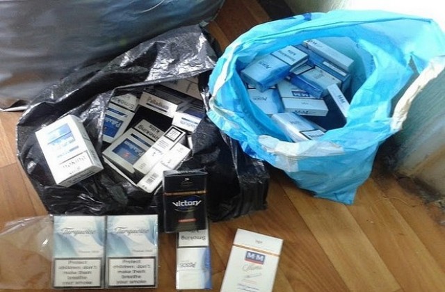 МВР удари пазара за нелегални цигари в ромската махала и на димитровградския пазар