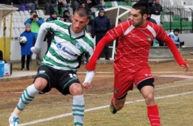 Иван Коконов започва с Черно море днес