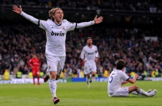 Лука Модрич публично поиска диригентската палка в Реал