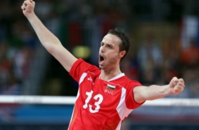 Във втория мач на Теди Салпаров, резервите ни паднаха от Македония с 2:3