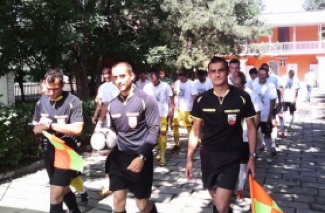 Ботев Пд направи 2:2 със сателита си в първата си контрола