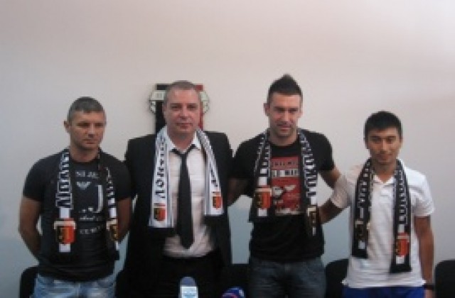 Локо Пловдив представи Сашо Станков, Камбуров и Здравко Лазаров