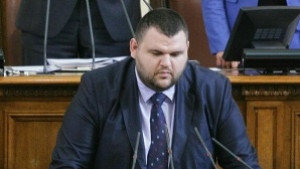 Делян Пеевски е готов да се откаже от поста в