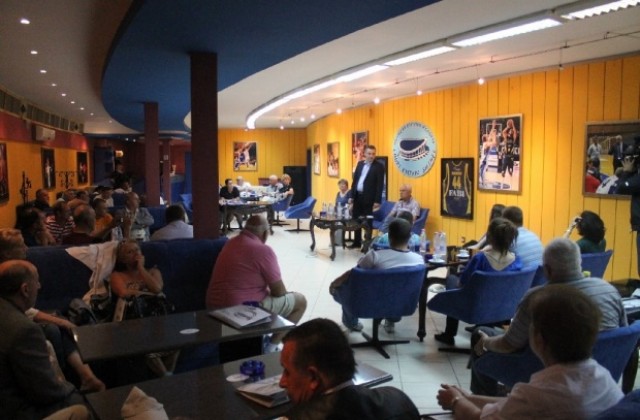 Спортни клубове подкрепиха Иван Портних за кмет на Варна