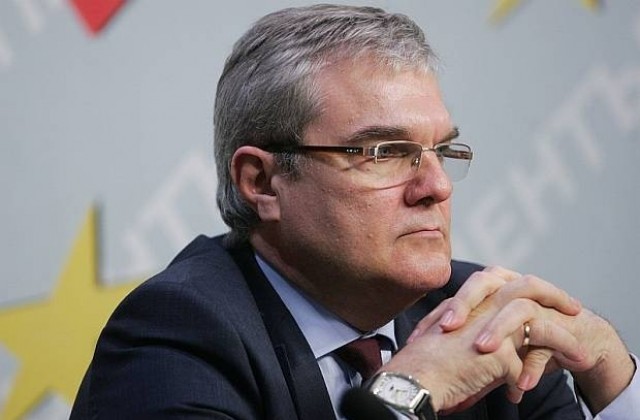 Румен Петков стартира подписка за свалянето на Станишев