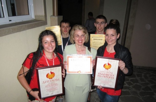 Хор Дунавски вълни с награда от международен фестивал