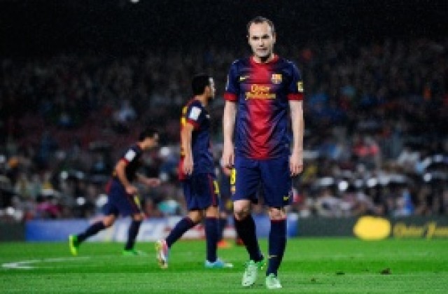 Барса предлага нови договори на Иниеста, Пике и Бускетс