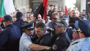 С черешово топче посрещнаха губернатора