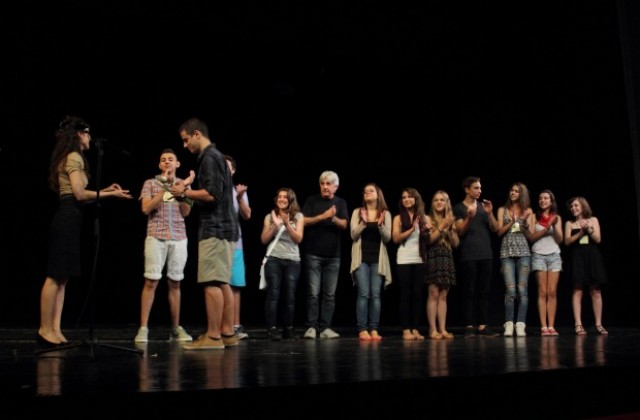 Школата към СОУ „Христо Ботев” взе голямата награда на ученически театрален фестивал