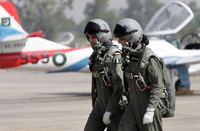 Първата жена пилот на изтребител в пакистанските ВВС, готова за бойни мисии