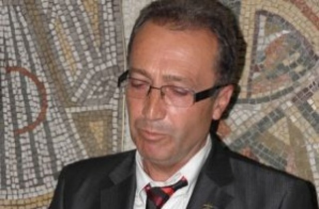 Социалистът Емил Костадинов настоява за ревизия на избора на Муса Палев