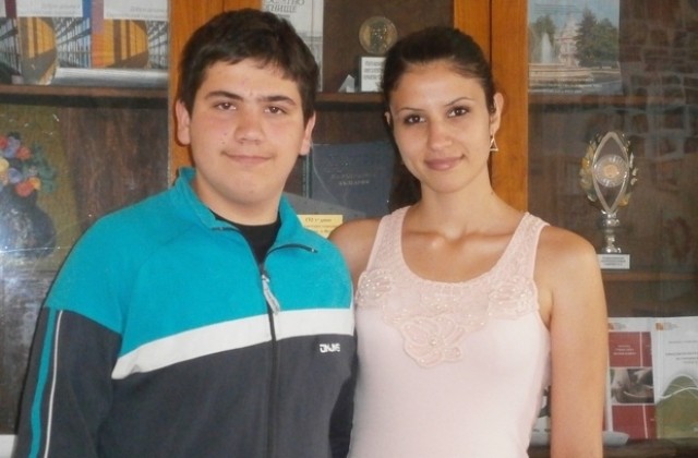 Двама ученици от Хуманитарна гимназия са призьори в национален конкурс