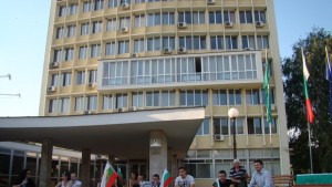 В Димитровград символично обърнаха гръб на властта Хасково отново без