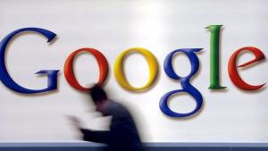 Google поиска да публикува броя на запитванията от разузнавателните служби