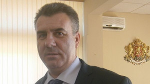 Палев Няма да отстъпя пред протестиращите