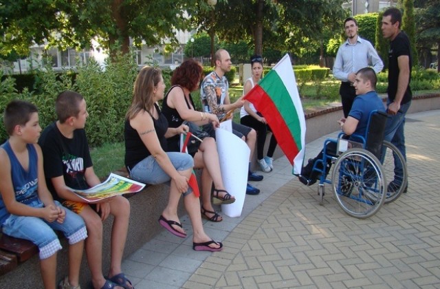 Пак 20 на протест в Димитровград, в Хасково този път - 10
