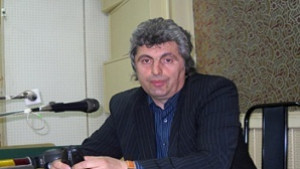 ВлКалчев Изходът за БСП е извънреден конгрес за избор на