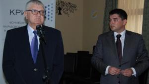 КРИБ подкрепя протестите Обявява се за нови избори