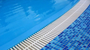 Две трети от басейните във Варна все още без разрешителни