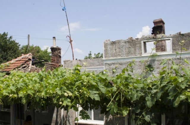 Концерт събра над 2000 лева за сем. Минчеви