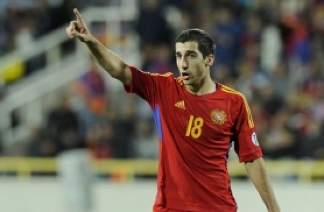 Хенрих Мхитарян пътува за Ливърпул