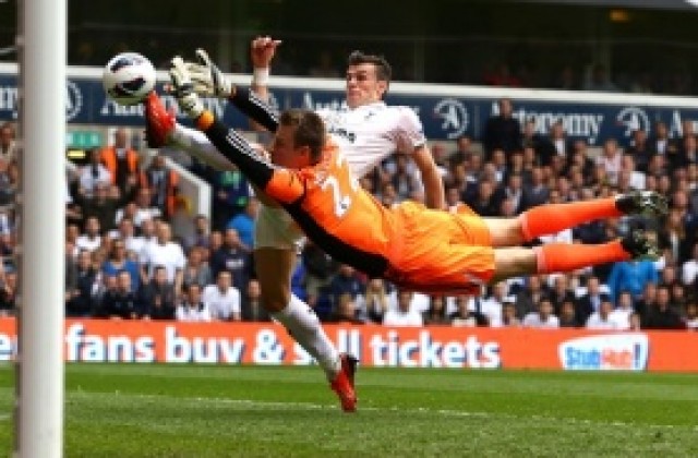 Ливърпул договори и вратаря на Съндърланд