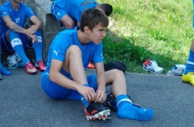 Левски започва с българска защита, Вутов титуляр срещу бразилци