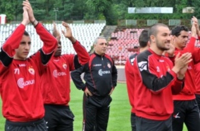 Стоичков тръгна с равен в ЦСКА