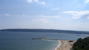 Спасиха 19годишно момиче от удавяне на Южния плаж във Варна