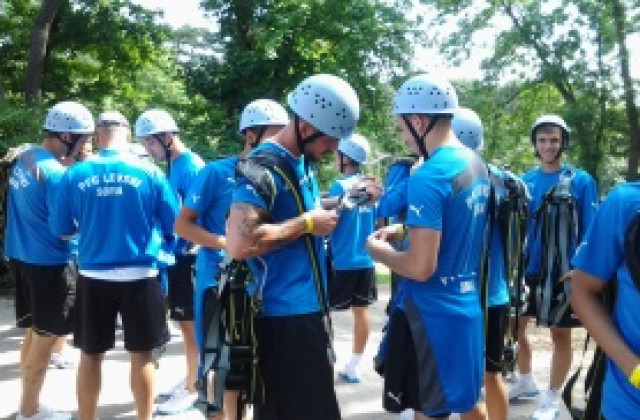 СНИМКИ: Левски се забавлява, „сините“ станаха катерачи