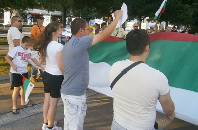 Спират протестите срещу Муса Палев