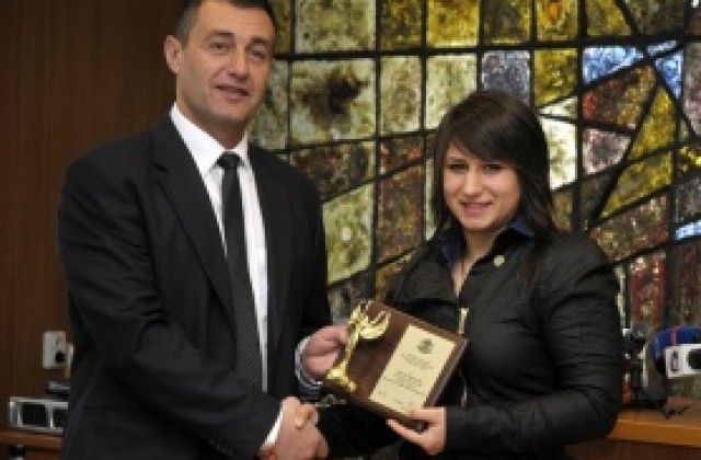 Джанан Манолова се пребори за титулярно място